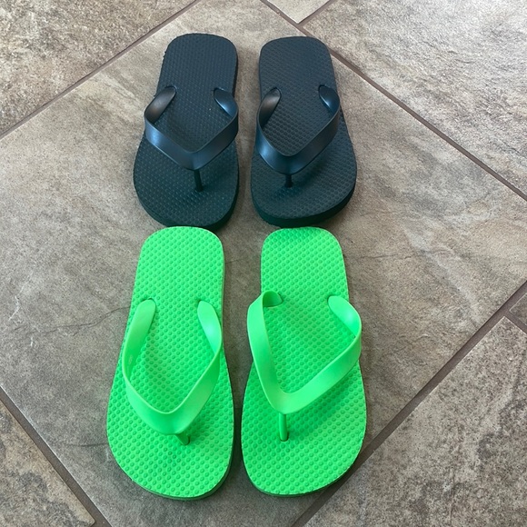 Other - + nwot + Girls Flip Flop Bundle